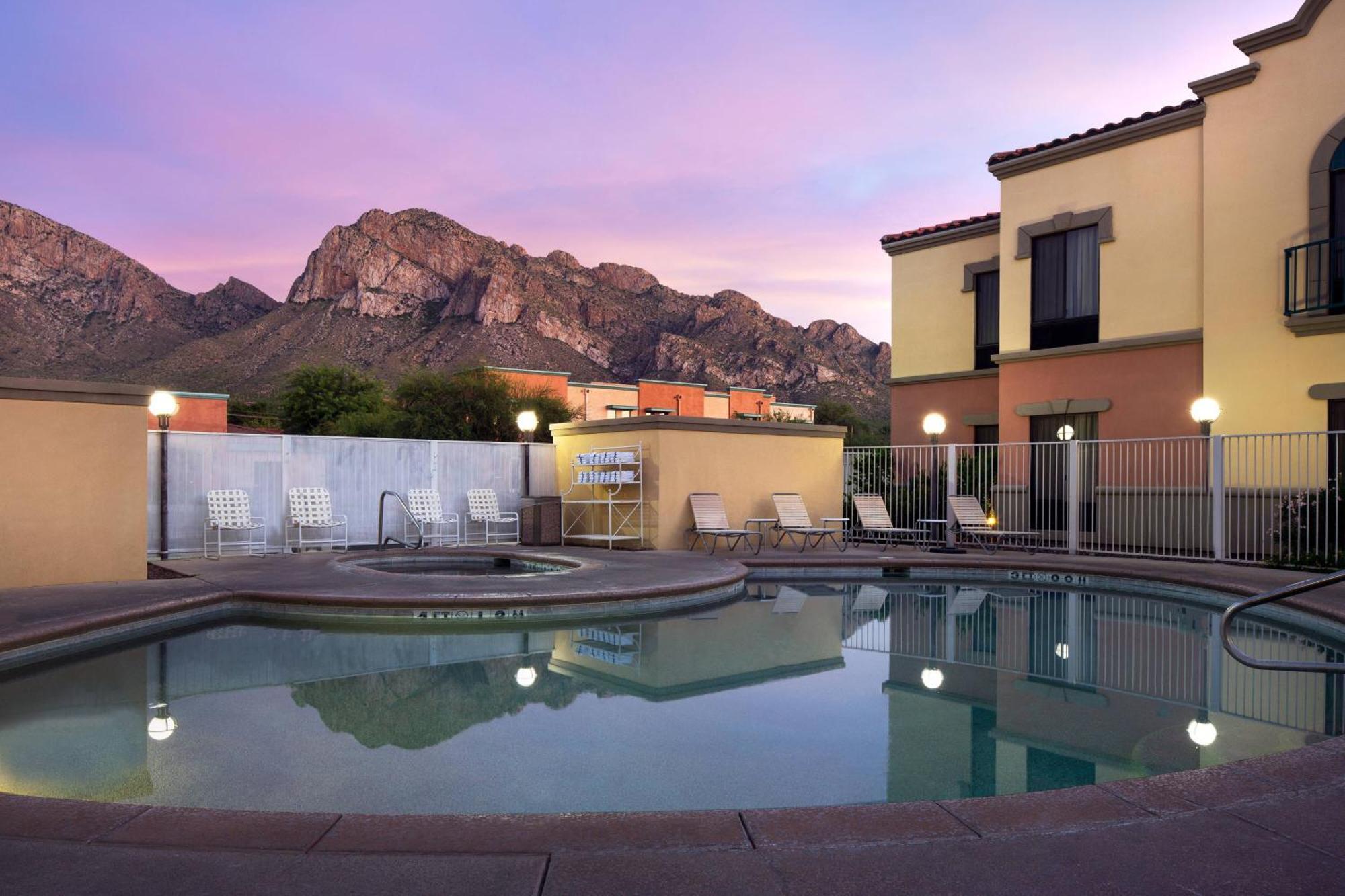 Fairfield Inn & Suites Tucson North/Оро Вали Екстериор снимка